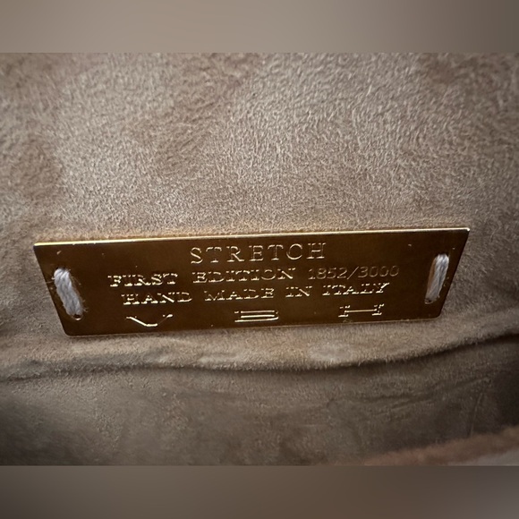 VBH satin clutch in stone - Picture 4 of 5